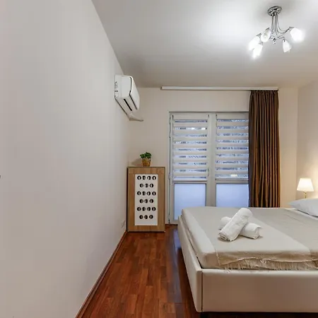 公寓 Citylight With Balcony And Self Check-in 布加勒斯特