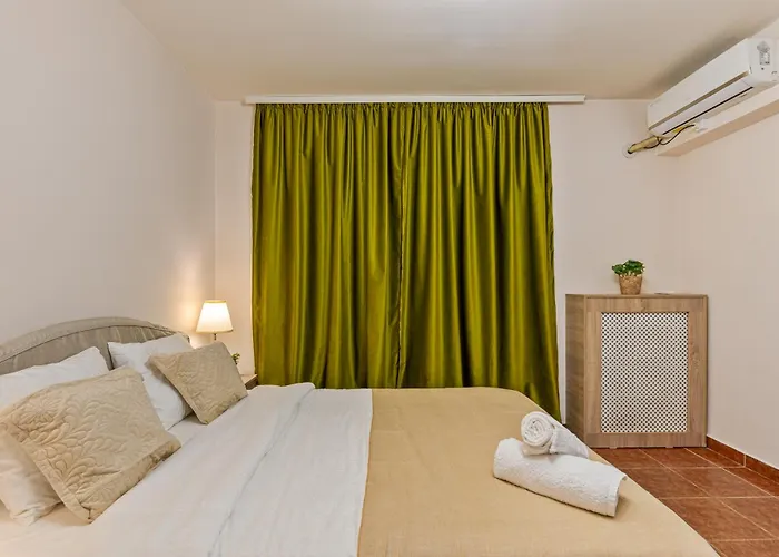 Citylight With Balcony And Self Check-in *