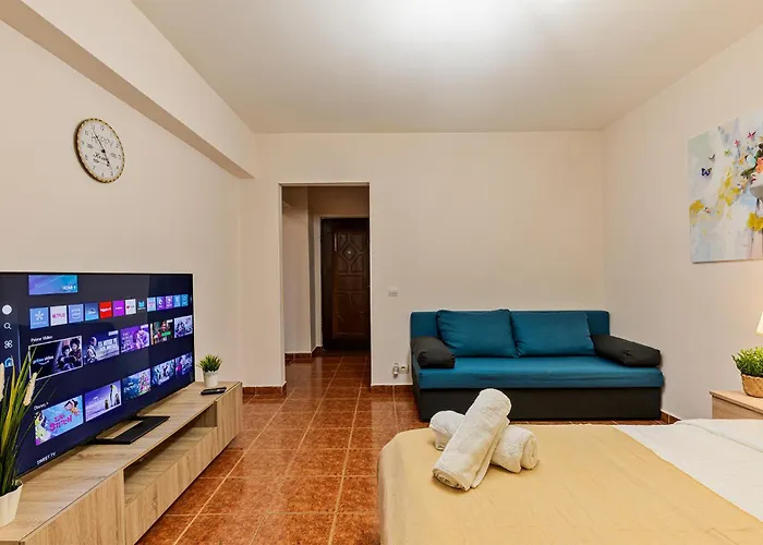 Citylight With Balcony And Self Check-in *